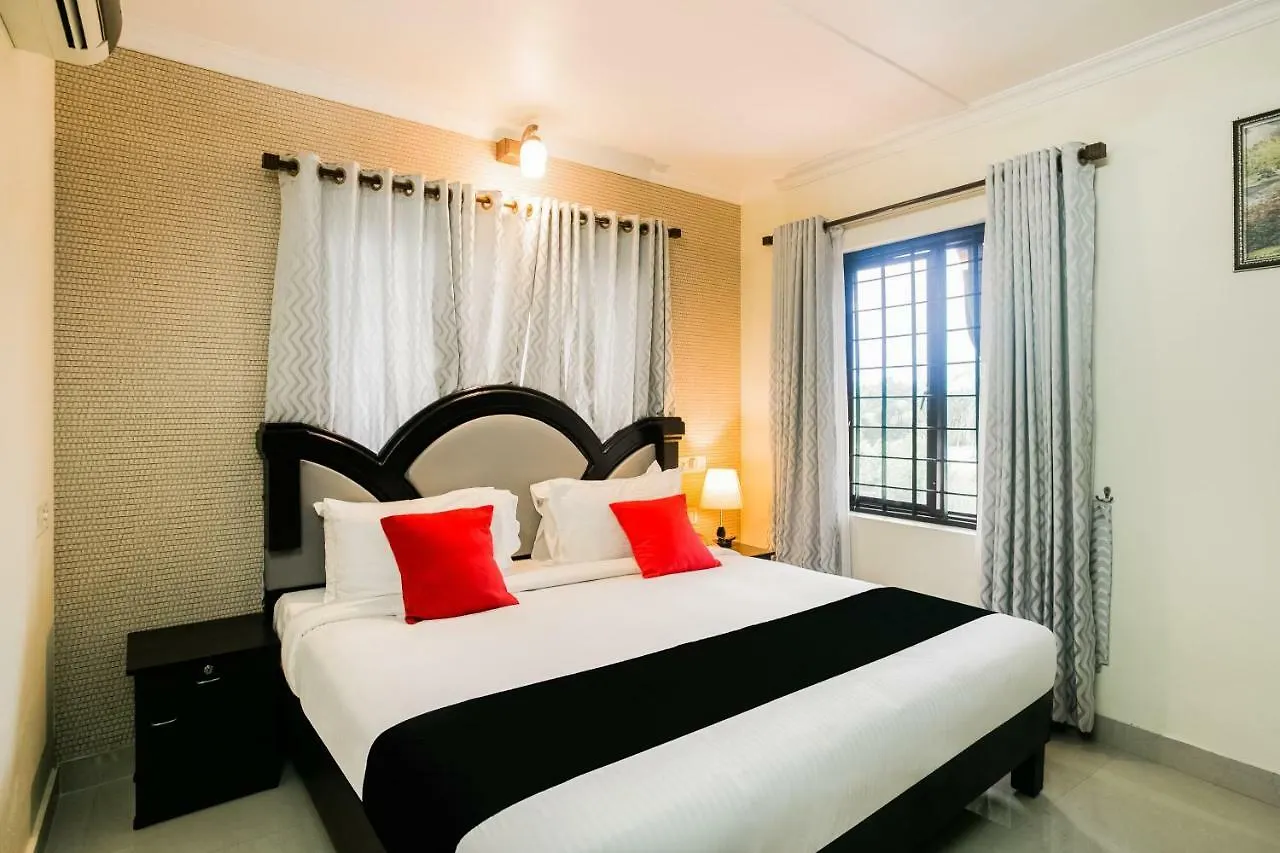 Hotel Capital O 47329 Pooram Residency Thrissur