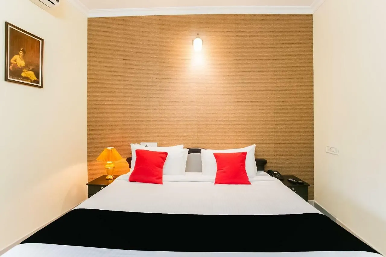 Hotel Capital O 47329 Pooram Residency Thrissur